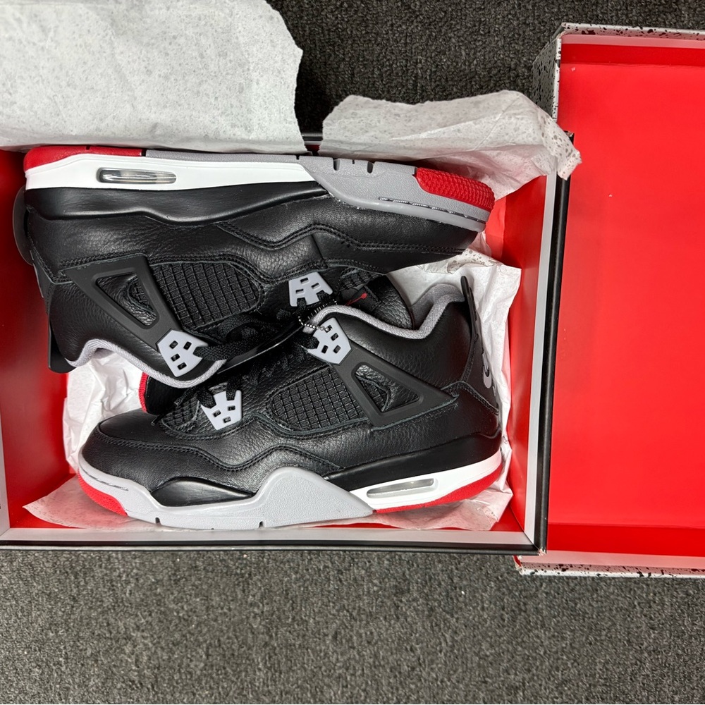 Nike Jordan 4 “BRED” reimagined GS